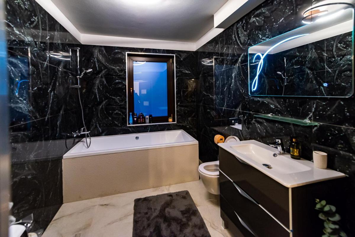 Apartamento Moky Rezident Arad Exterior foto